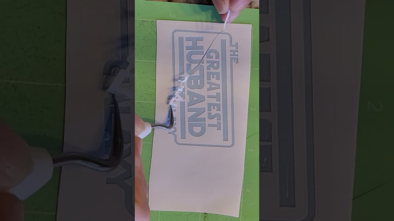 CRICUT TIKTOKS - HOW TO ETCH GLASS WITH ANY CRICUT MACHINE! ARMOUR ETCH HACK