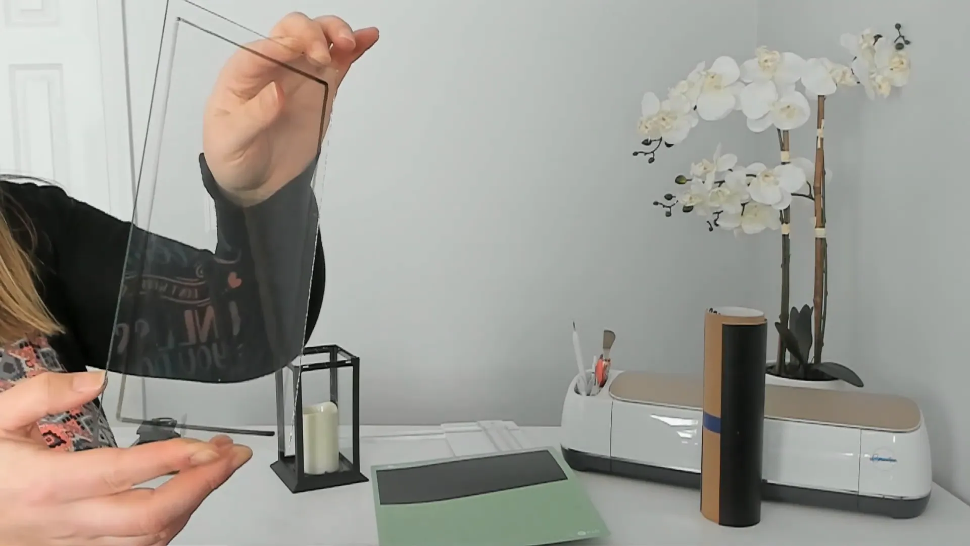 How to Make Memorial Lanterns with Cricut Easy DIY Guide 17 Removing glass panel from lantern carefully