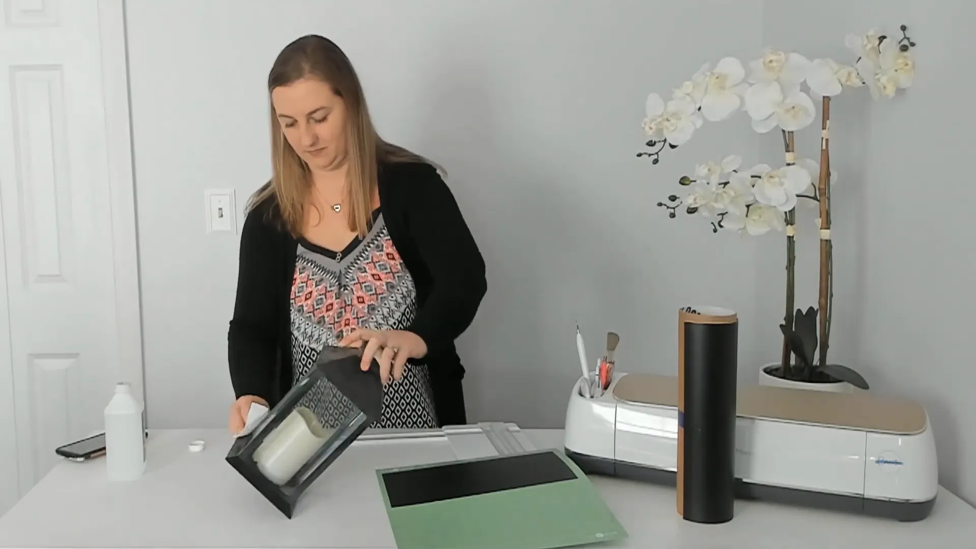 How to Make Memorial Lanterns with Cricut Easy DIY Guide 18 Cleaning lantern glass panel with alcohol and coffee filter